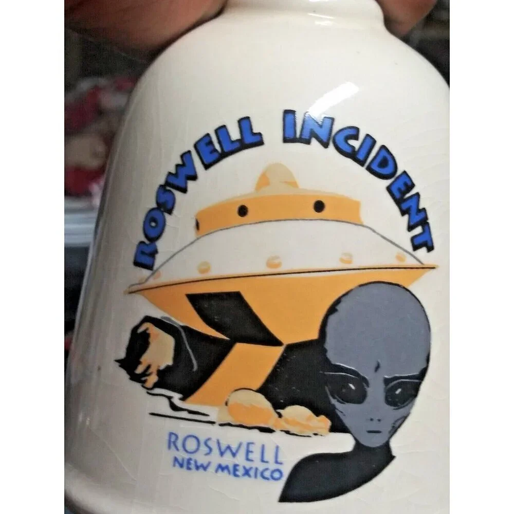 1947 Roswell UFO Incident souvenir Dinner bell ceramic spaceship alien graphic
